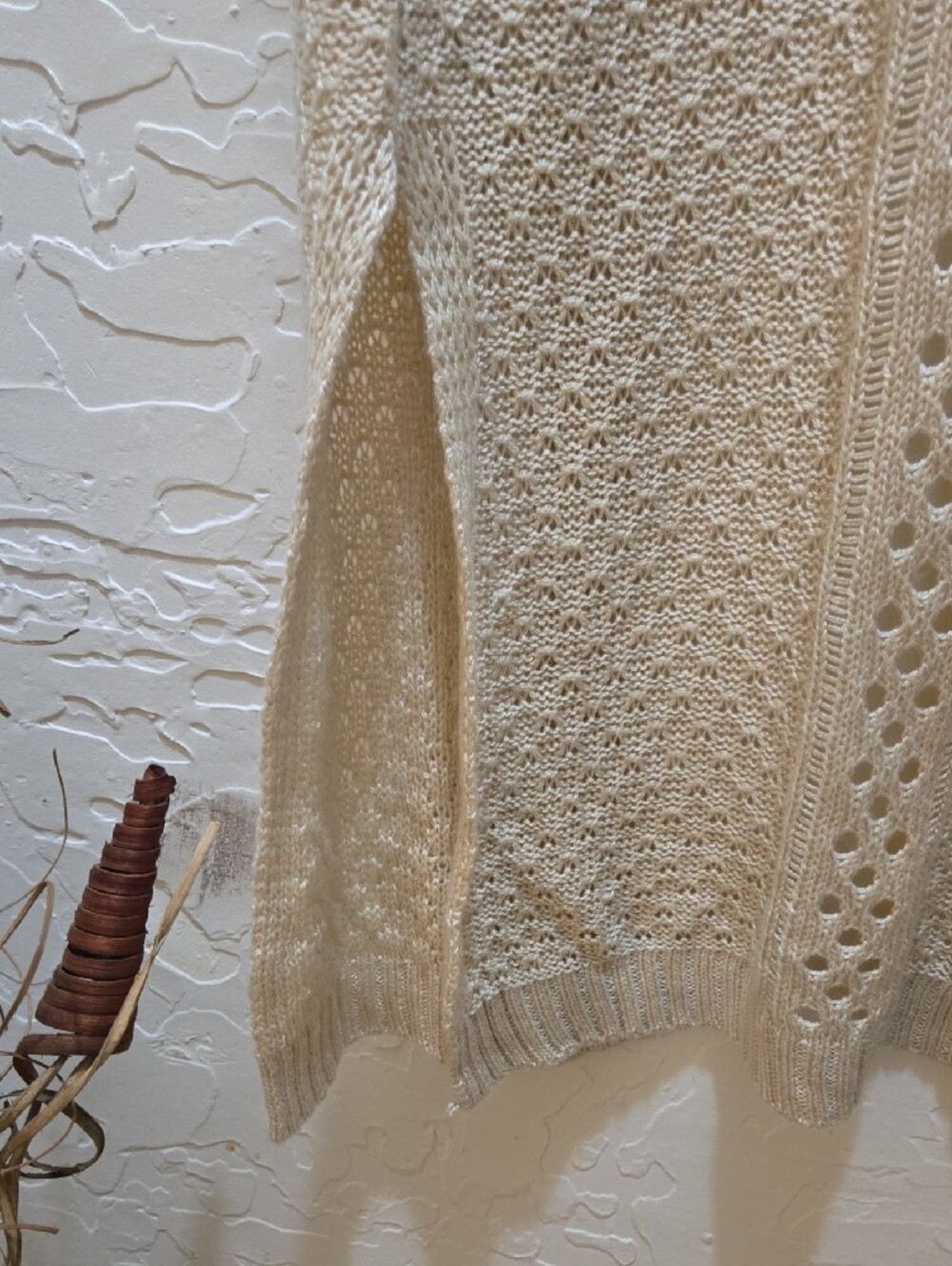 Alya Cream Open-Knit Sleeveless Vest - Picture 4 of 8
